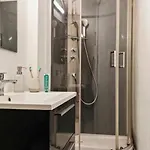 Cocon moderne à deux pas de la gare Idéal couple